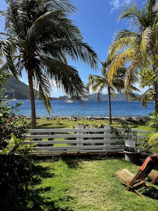 Bungalow Sucrier, Les Pieds Dans L'Eau Terre-De-Haut Exterior photo